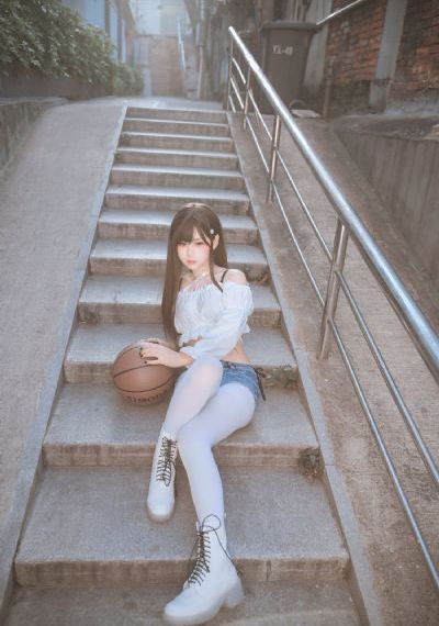 年轻的小姨子1在线观看_BD英语在线观看高清