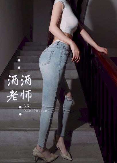 大胸女大学生在线_蓝光超清免费观看