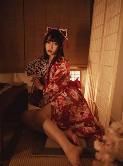 日本少女动漫_无删减完整版在线观看