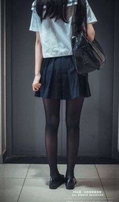 吻狼之问题_JVID性感写真